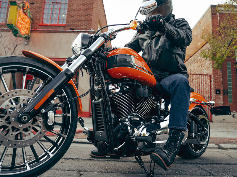 Power Cruiser 120th Anniversary Harley-Davidson in Lackierung Orange