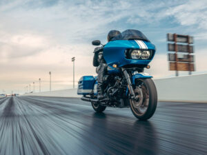 Fast Johnnie Road Glide ST in Celestial Blue Harley-Davidson